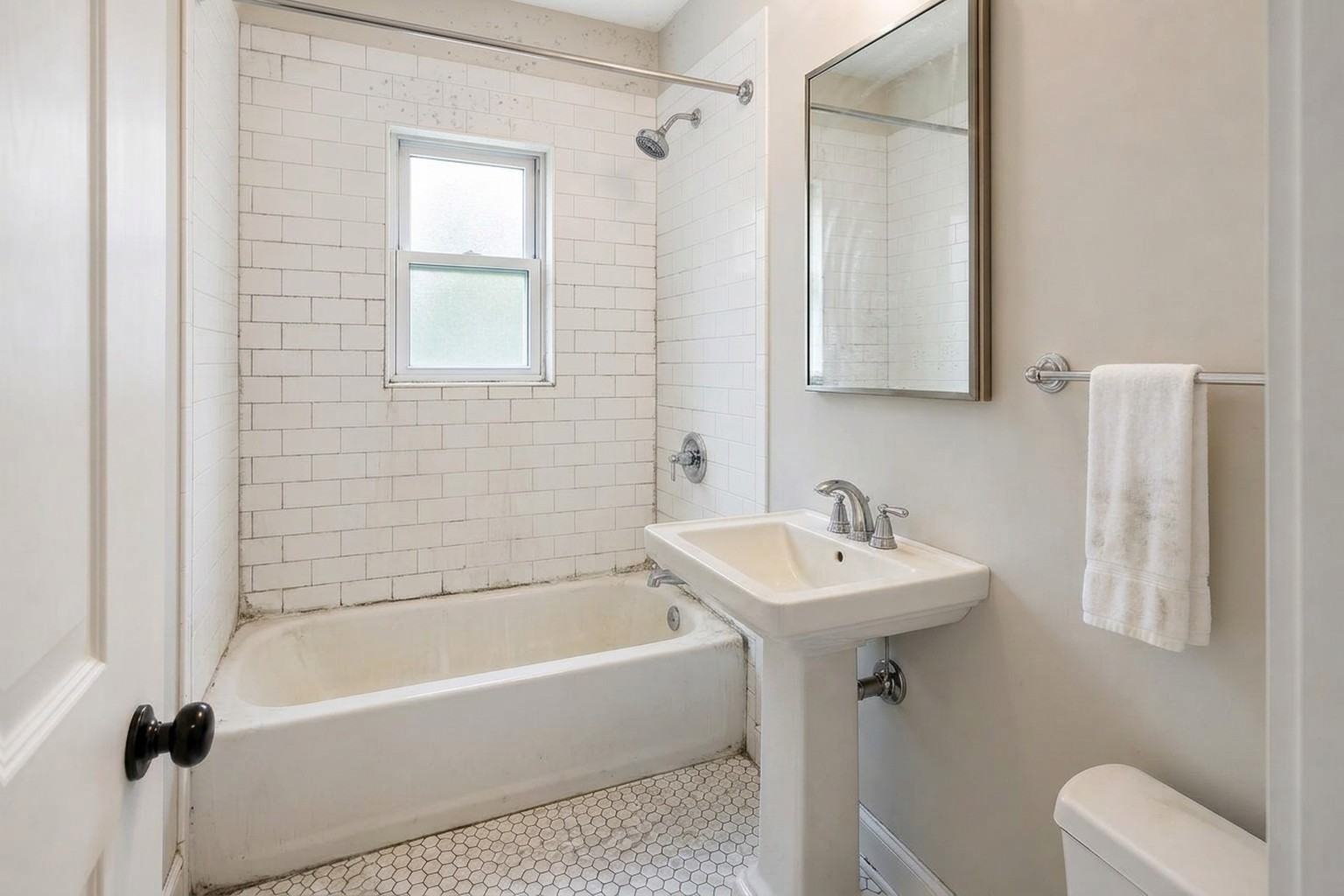 Tile & grout cleaning before professional service